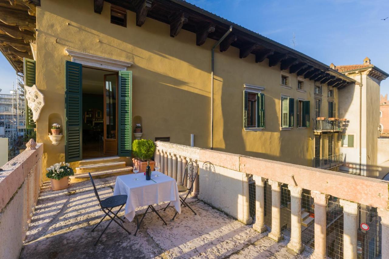 Domus La Costa Apartment Verona Ngoại thất bức ảnh