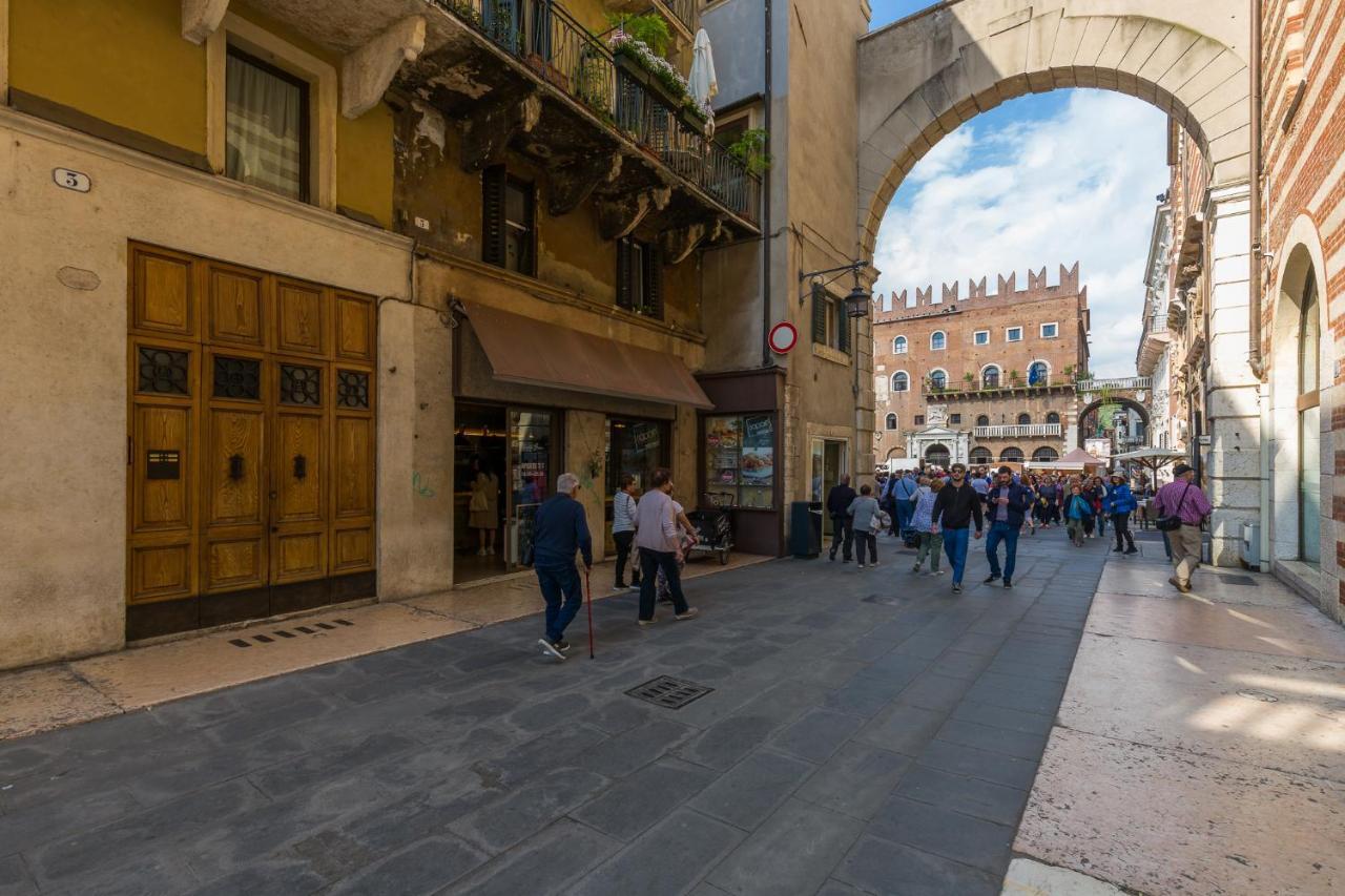 Domus La Costa Apartment Verona Ngoại thất bức ảnh